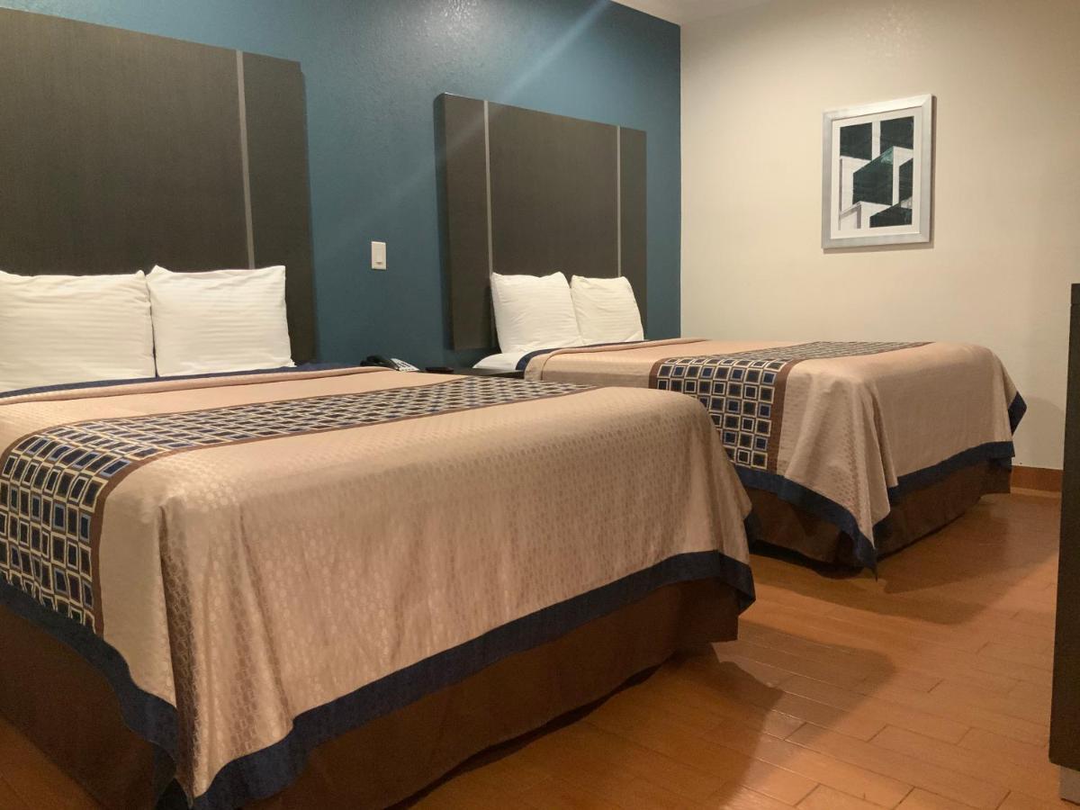 Regency Inn & Suites- Nw Houston Jersey Village Екстер'єр фото