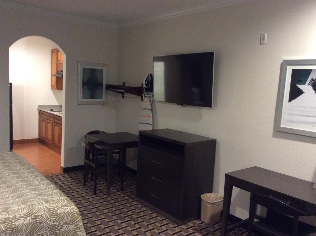 Regency Inn & Suites- Nw Houston Jersey Village Екстер'єр фото