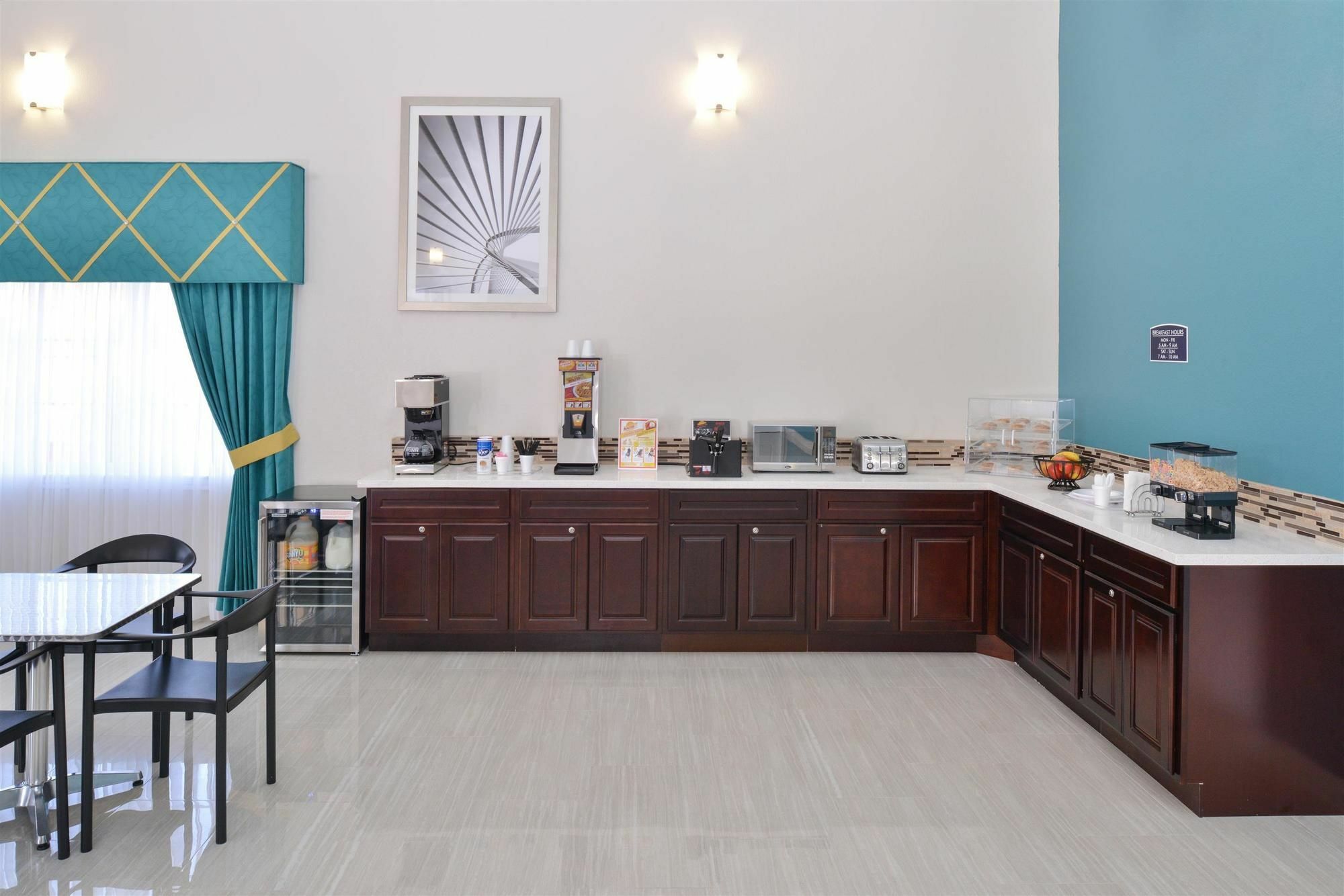 Regency Inn & Suites- Nw Houston Jersey Village Екстер'єр фото