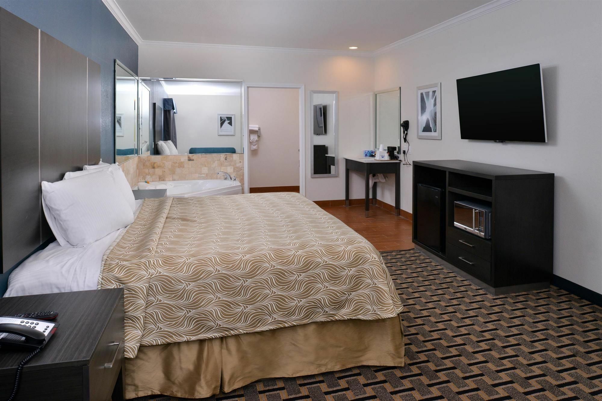 Regency Inn & Suites- Nw Houston Jersey Village Екстер'єр фото
