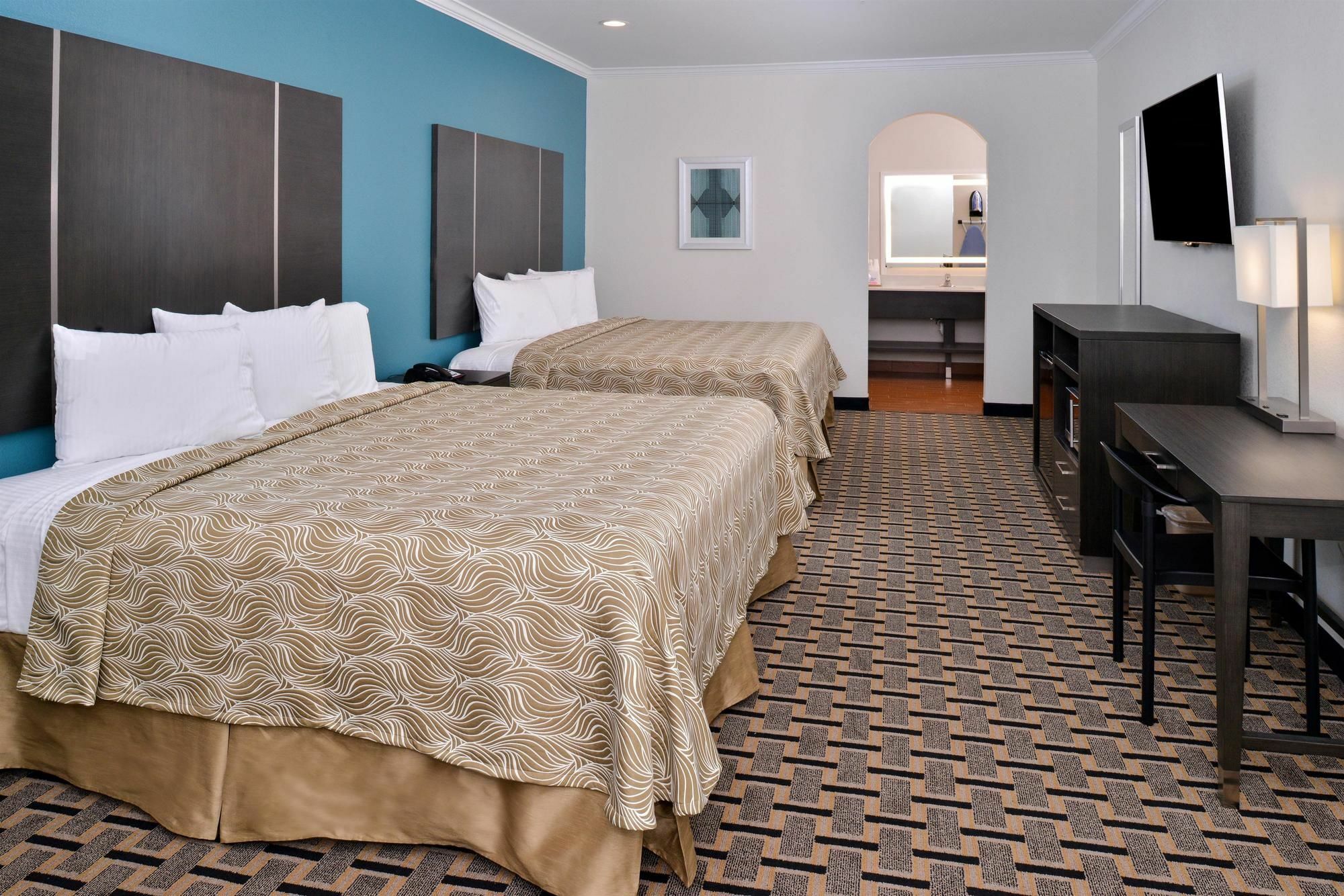 Regency Inn & Suites- Nw Houston Jersey Village Екстер'єр фото
