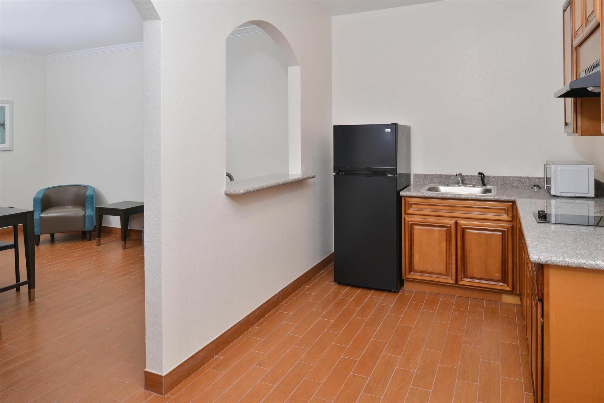Regency Inn & Suites- Nw Houston Jersey Village Екстер'єр фото