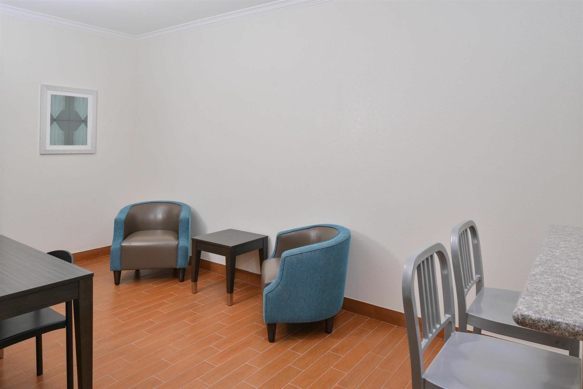 Regency Inn & Suites- Nw Houston Jersey Village Екстер'єр фото
