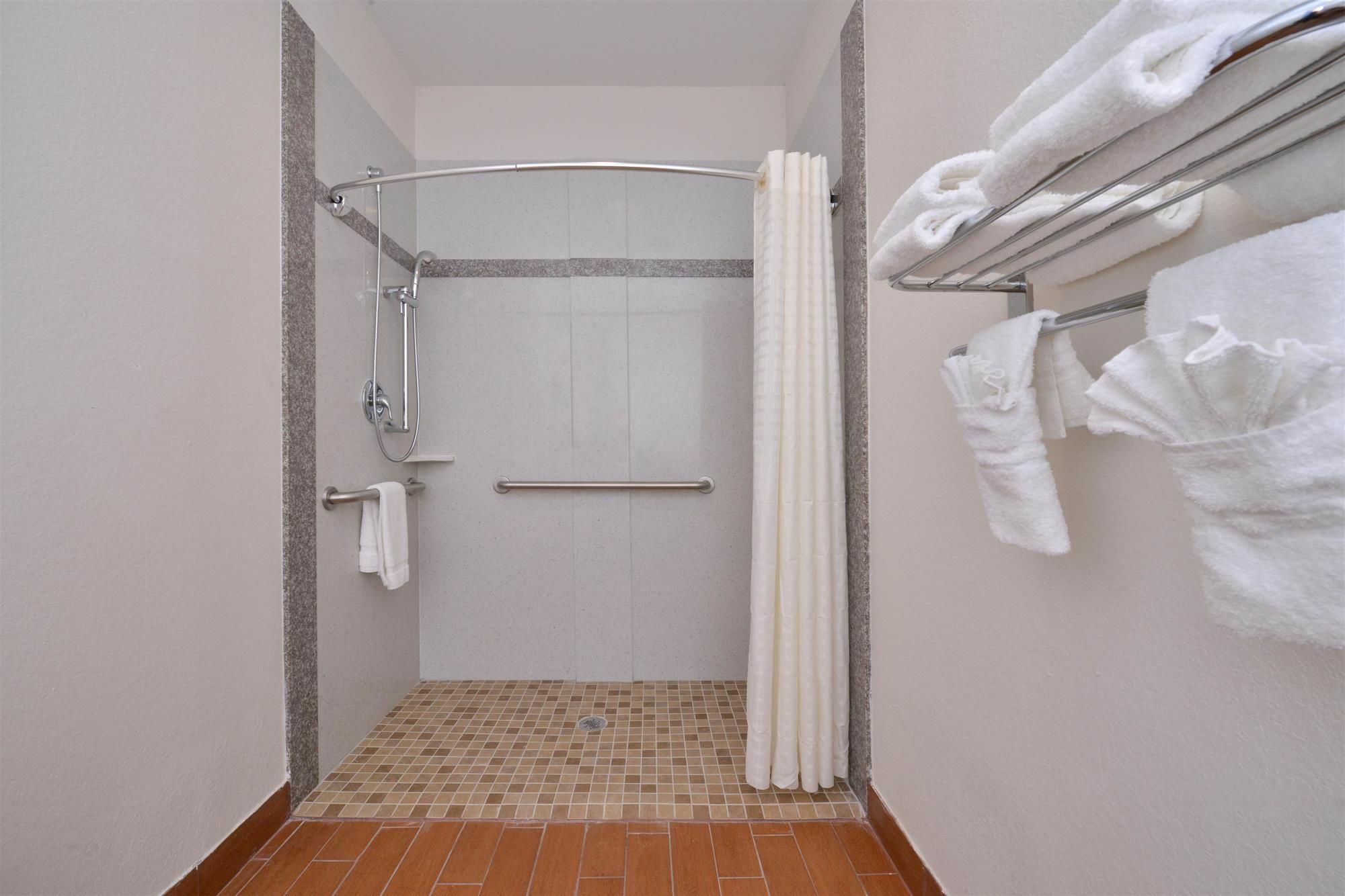 Regency Inn & Suites- Nw Houston Jersey Village Екстер'єр фото